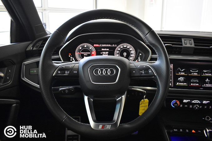 AUDI Q3 SPB 35 TDI quattro S tronic Business Plus